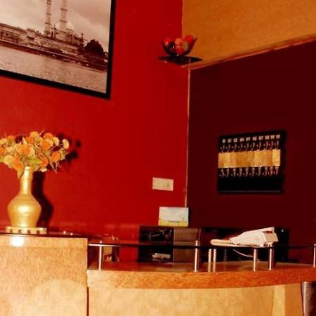 Oyo 27711 Hotel Evergreen Residency Bhopal Dış mekan fotoğraf