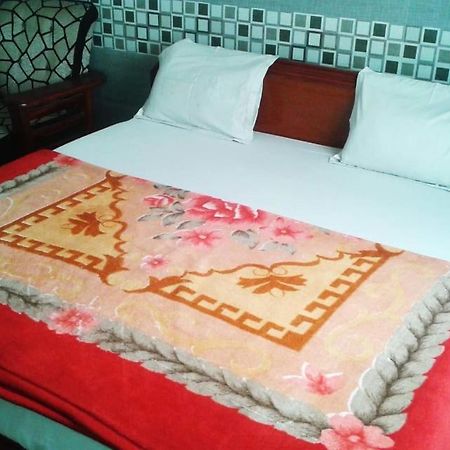 Oyo 27711 Hotel Evergreen Residency Bhopal Dış mekan fotoğraf